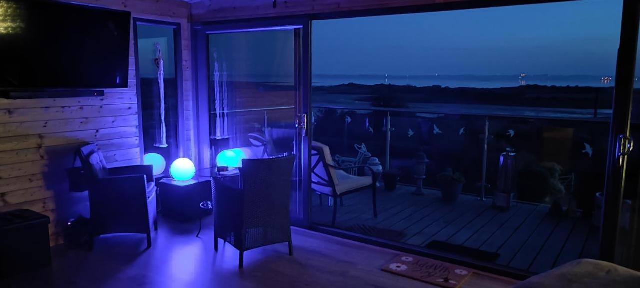 KircubbinHorse Island View Luxury Retreat公寓 外观 照片